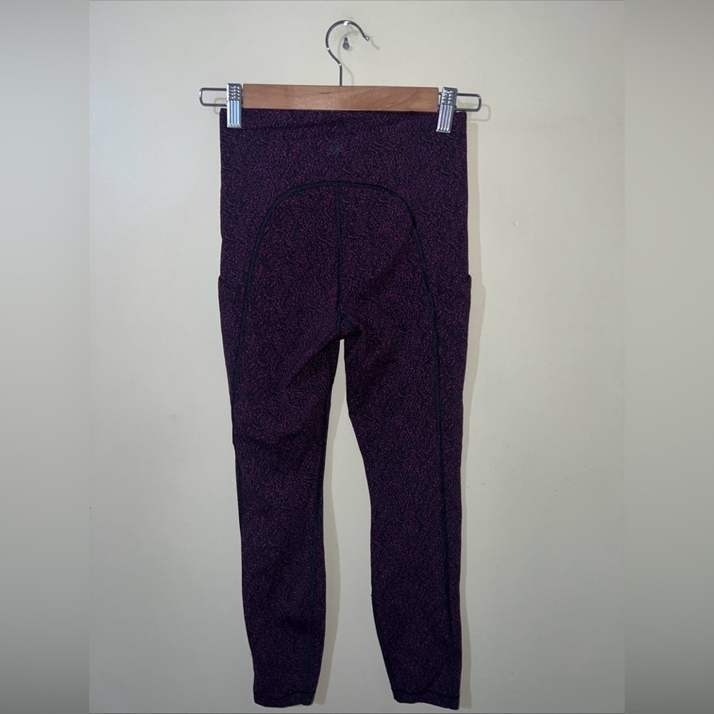 Athleta Ultimate Stash Textured 7/8 Tight size XL Purple black - Picture 8 of 9